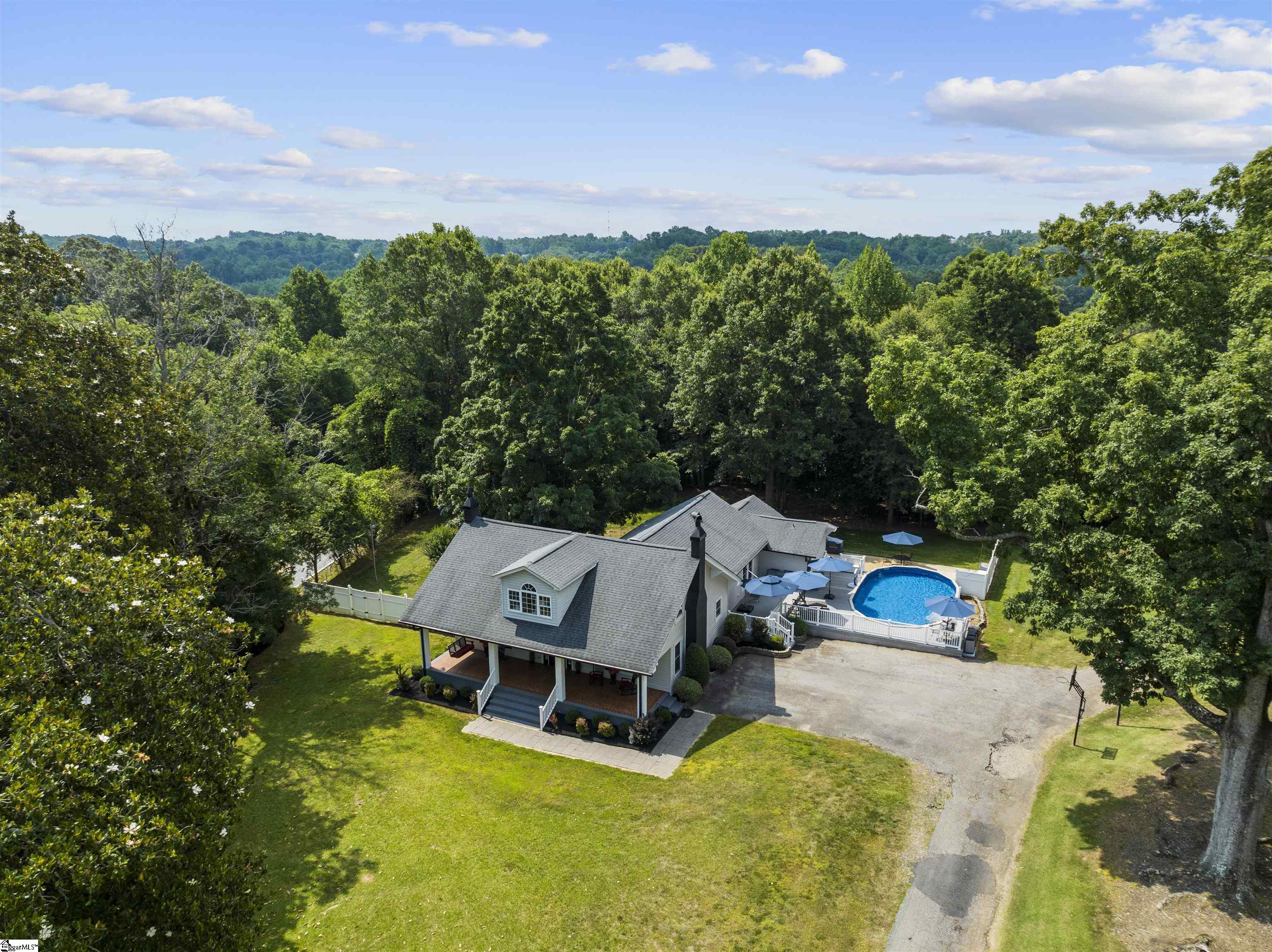 1215 Prince Perry Road Easley, SC 29640 - Photo 6 of 26