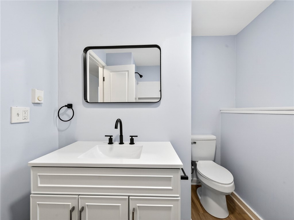 45 Bowman Street Rochester, NY 14609 - Photo 13 of 38