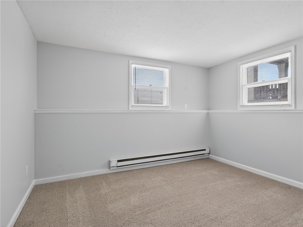 45 Bowman Street Rochester, NY 14609 - Photo 14 of 38