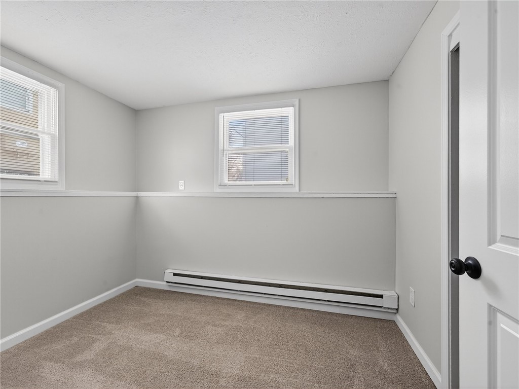 45 Bowman Street Rochester, NY 14609 - Photo 18 of 38