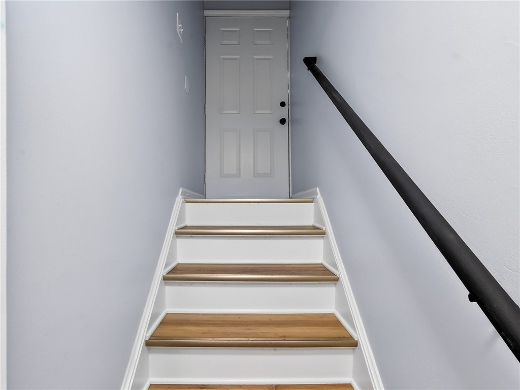 45 Bowman Street Rochester, NY 14609 - Photo 22 of 38