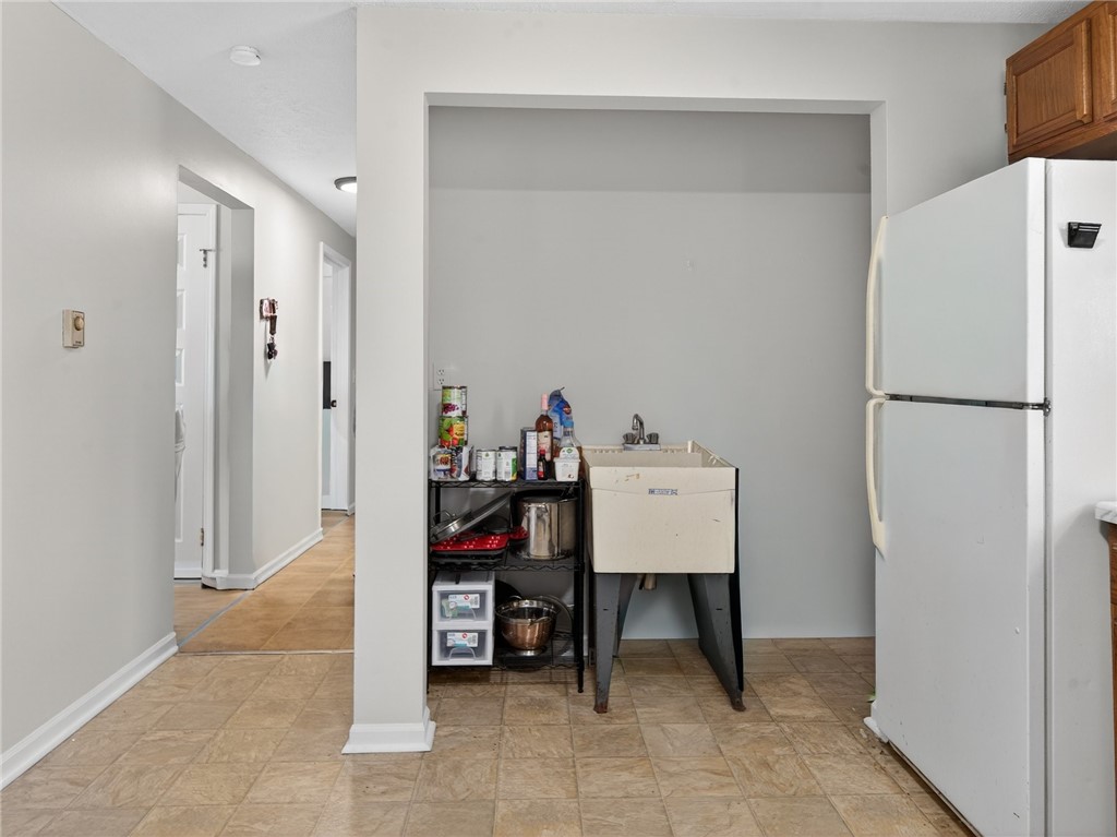 45 Bowman Street Rochester, NY 14609 - Photo 28 of 38