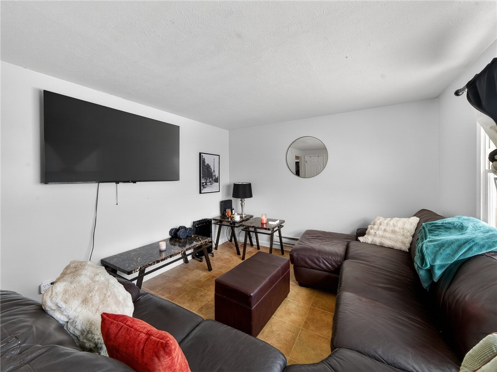 45 Bowman Street Rochester, NY 14609 - Photo 6 of 38