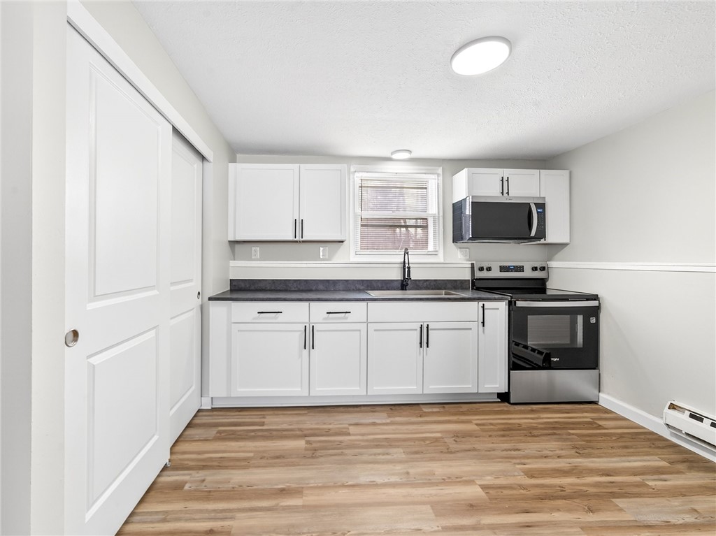 45 Bowman Street Rochester, NY 14609 - Photo 7 of 38