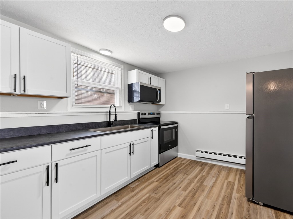 45 Bowman Street Rochester, NY 14609 - Photo 8 of 38