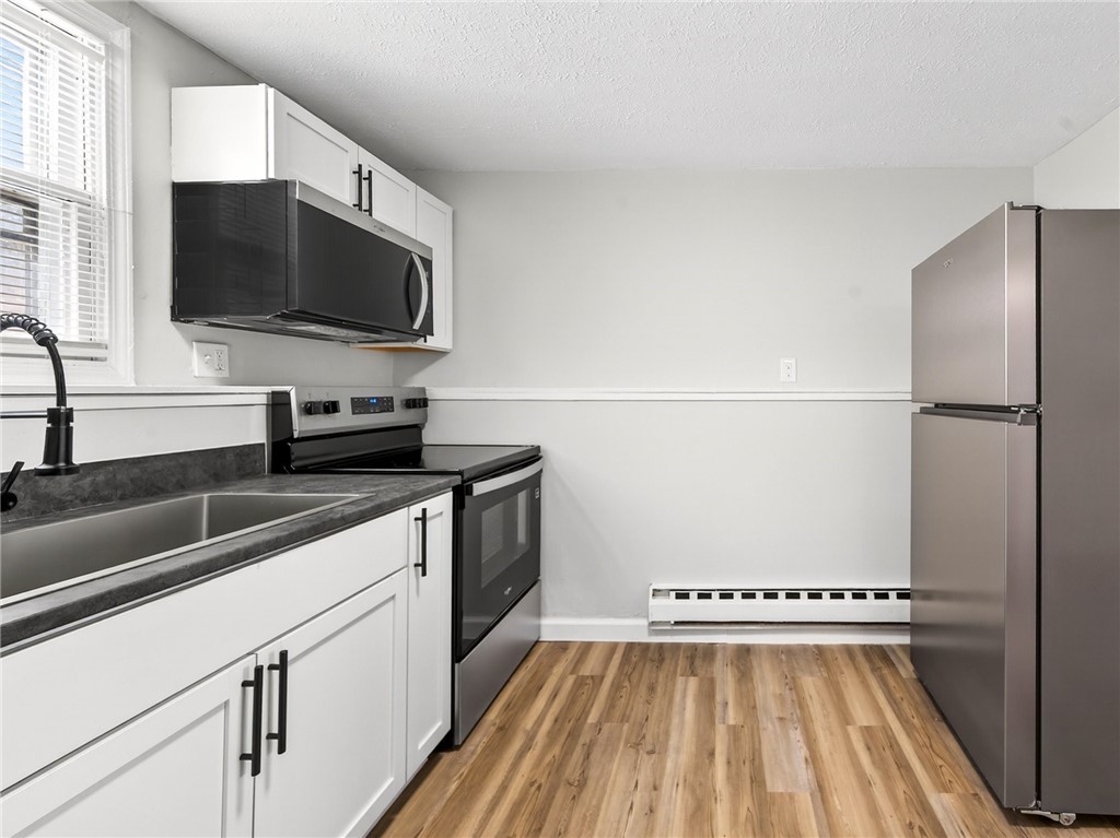 45 Bowman Street Rochester, NY 14609 - Photo 10 of 38