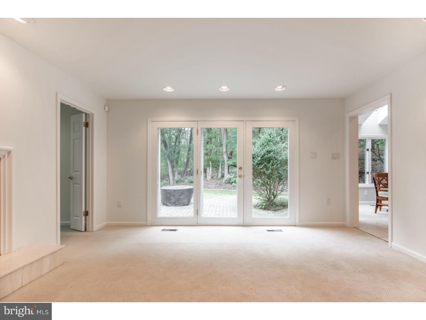 785 Barry Drive Springfield, PA 19064 - Photo 4 of 25 Gallery Image 4