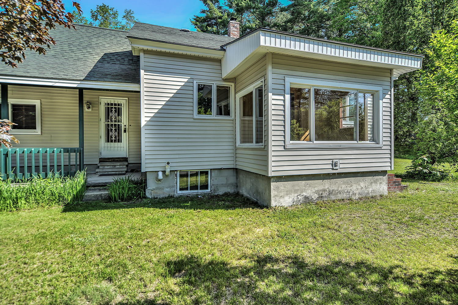 1547 Federal Road Livermore, ME 04253 - Photo 2 of 40 1551 Federal Rd Livermore-large-003-037-