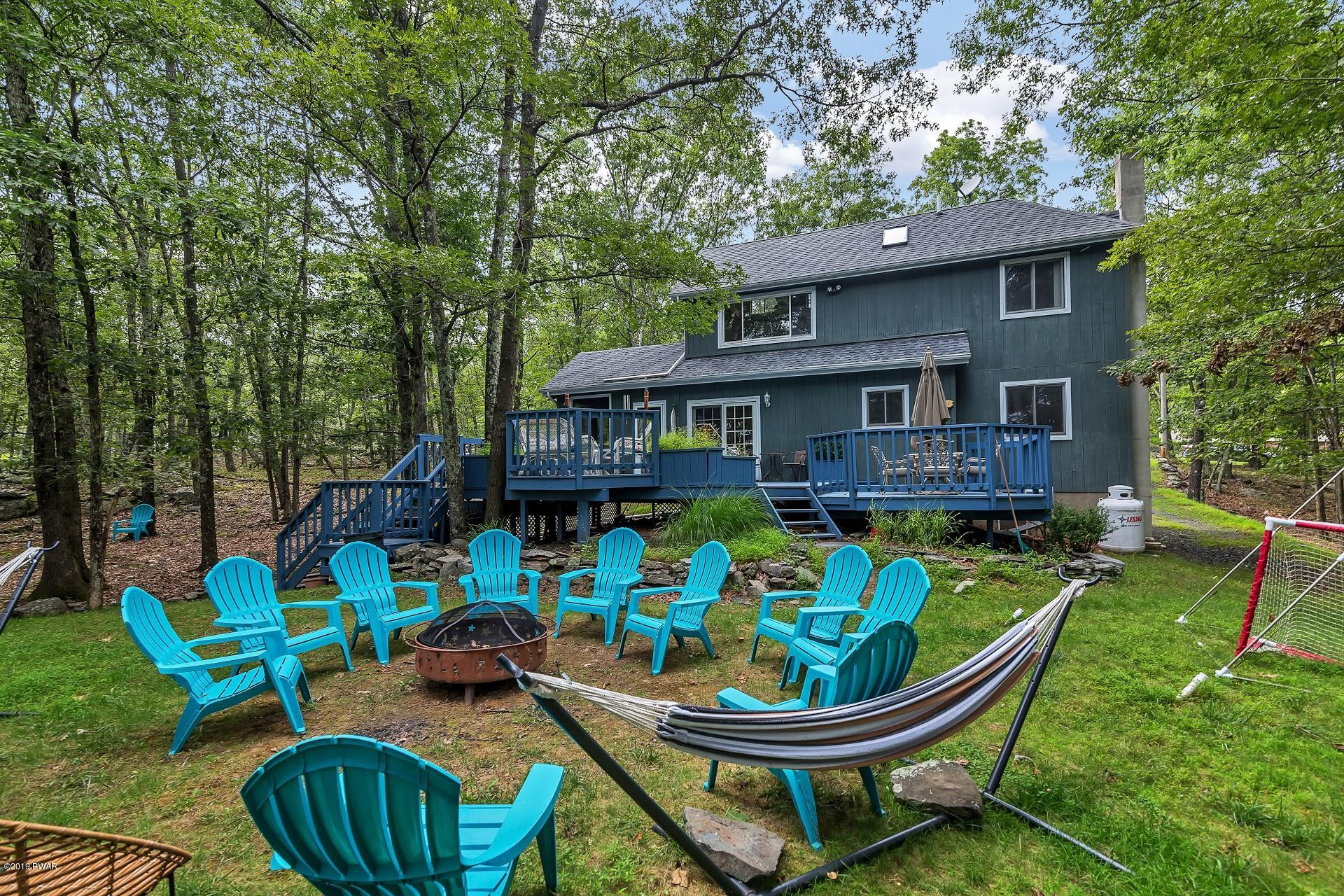 2396 Eagle Path Bushkill, PA 18324 - Photo 31 of 36 41