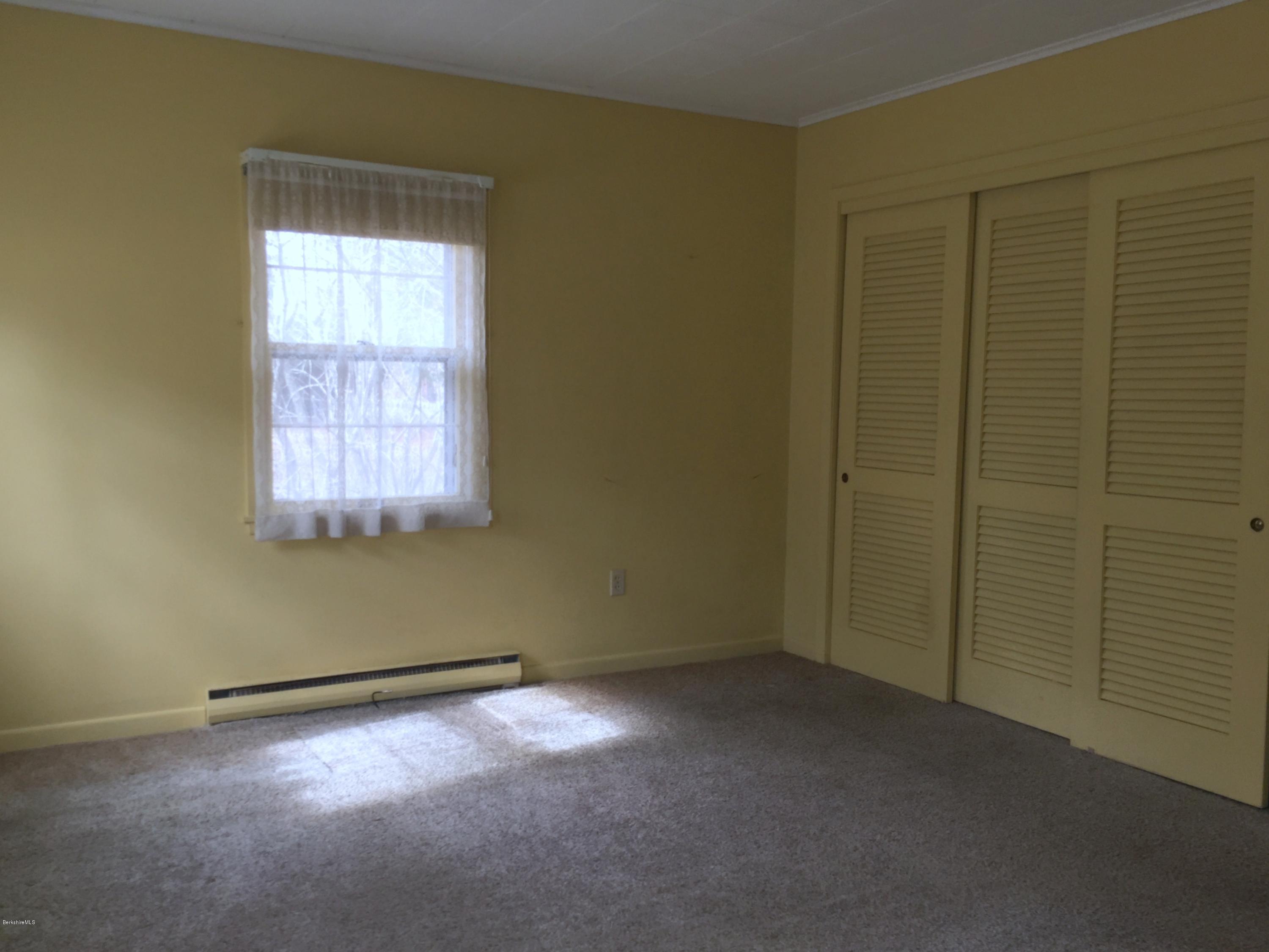 406 Barker Road Pittsfield, MA 01201 - Photo 15 of 20 406 Barker Rd 030-001