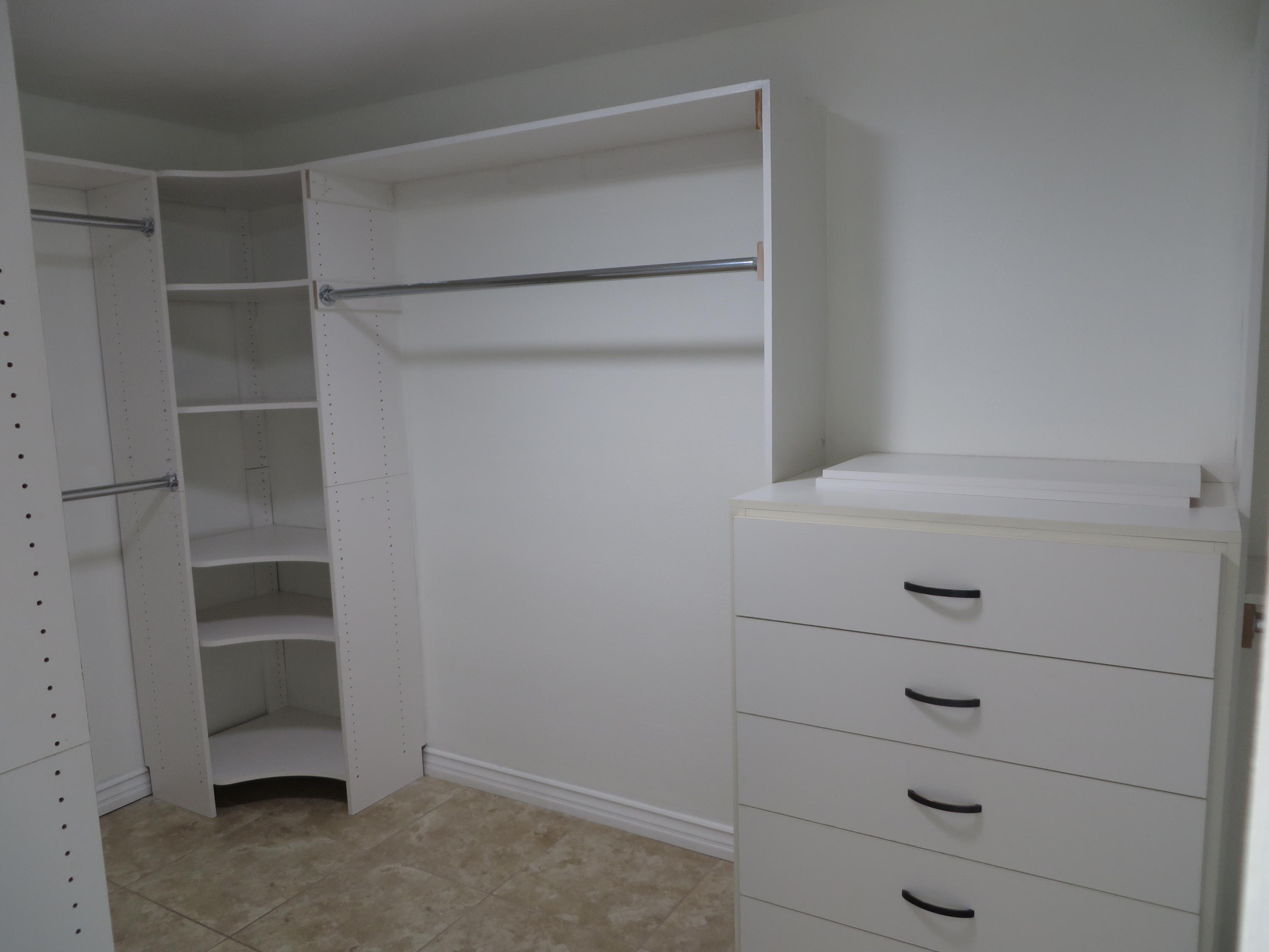 73315 Haystack Road Palm Desert, CA 92260 - Photo 21 of 32 a close up view of a closet