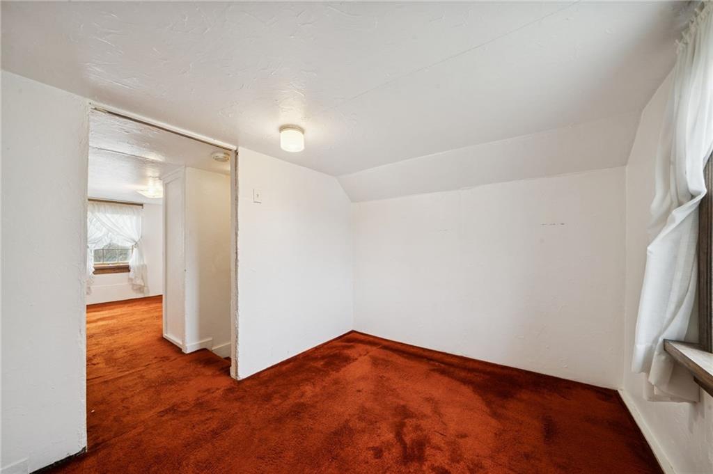 1619 Kennedy Road Imperial, PA 15126 - Photo 24 of 40 an empty room with wooden floor and closet