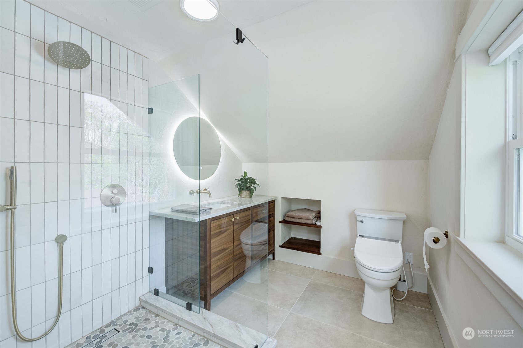 710 First Street Wenatchee, WA 98801 - Photo 26 of 27 Gallery Image 26