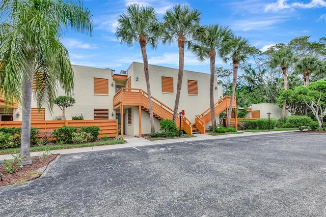 $2,250 | 131 Wild Palm Drive, Bradenton, FL 34210