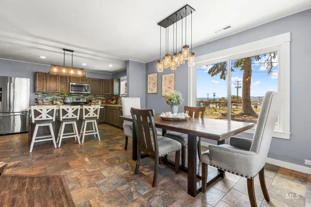 $475,000 | 17358 Batt Corner Road, Wilder, ID 83676