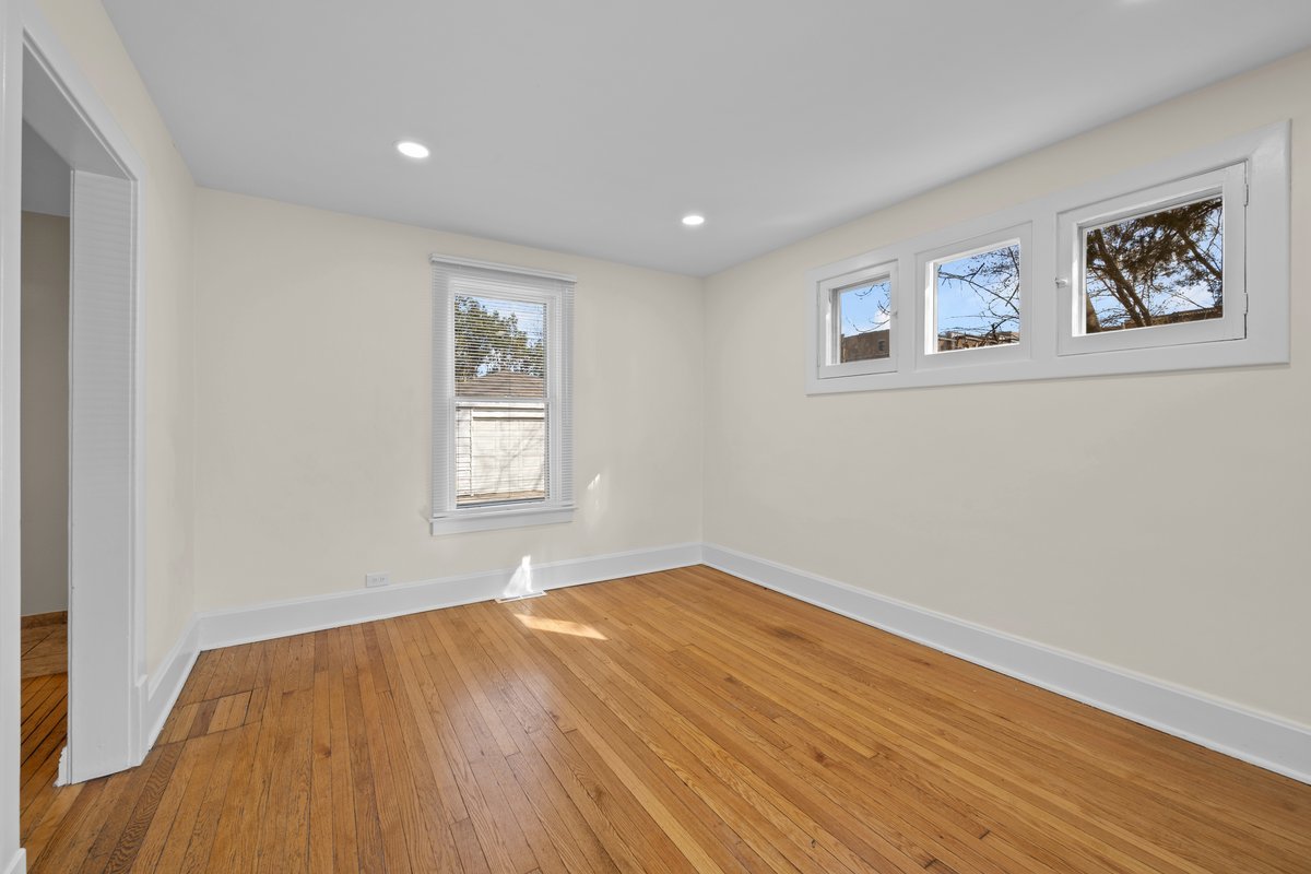 823 Deerfield Road Highland Park, IL 60035 - Photo 6 of 19