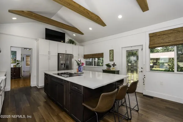 $699,500 | 561 Southeast Lakeview Drive, Keystone Heights, FL 32656