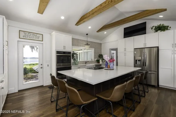 $699,500 | 561 Southeast Lakeview Drive, Keystone Heights, FL 32656