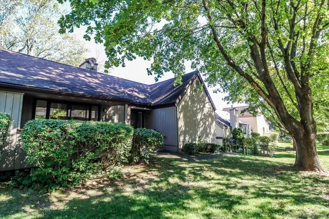 $549,900 | 664 Osage Lane, Unit A, Stratford, CT 06614