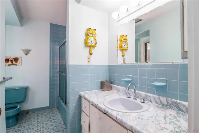 $549,900 | 664 Osage Lane, Unit A, Stratford, CT 06614