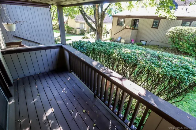 $549,900 | 664 Osage Lane, Unit A, Stratford, CT 06614