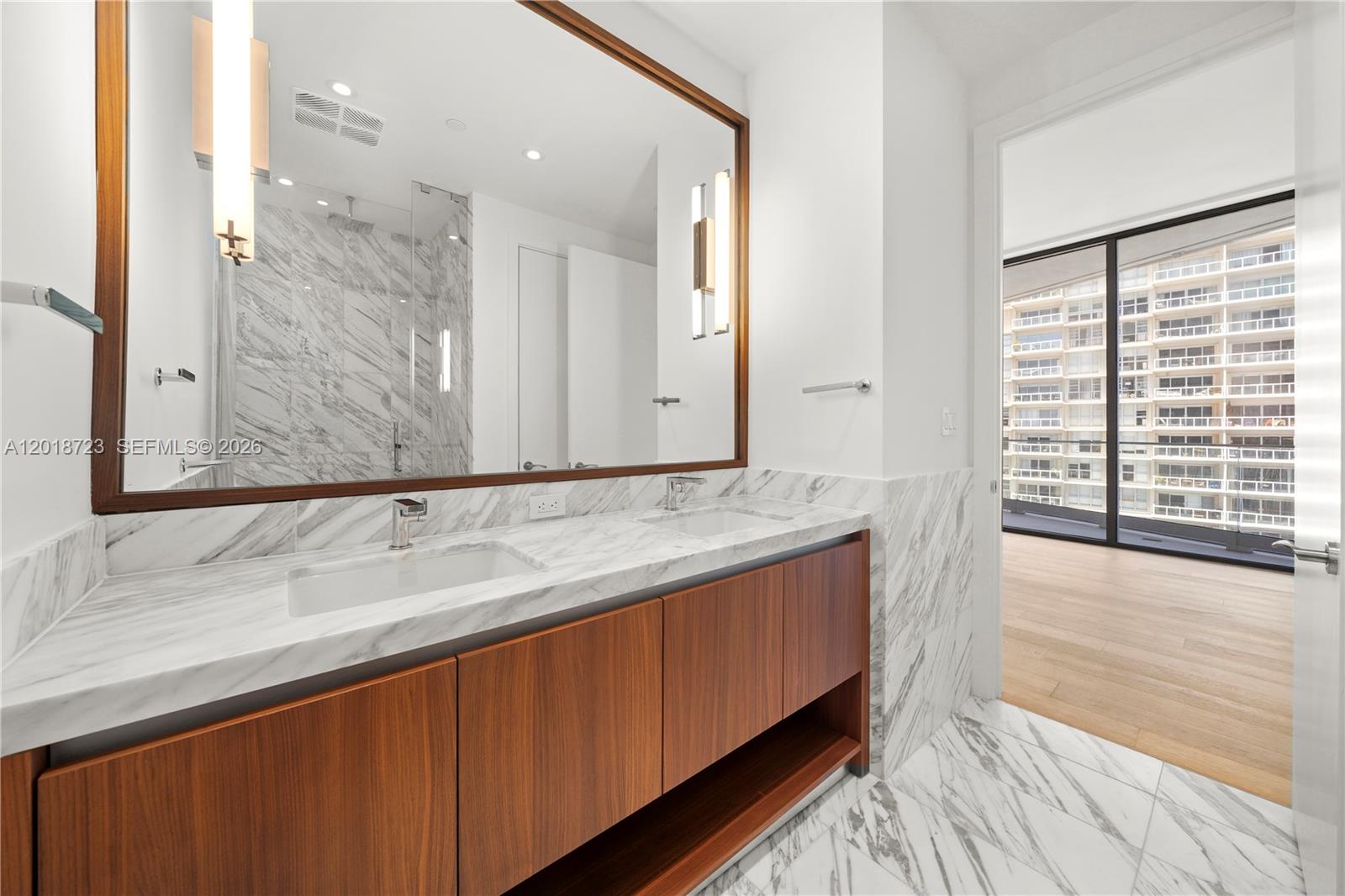 175 Southeast 25th Road, Unit 804 Miami, FL 33129 - Photo 11 of 23