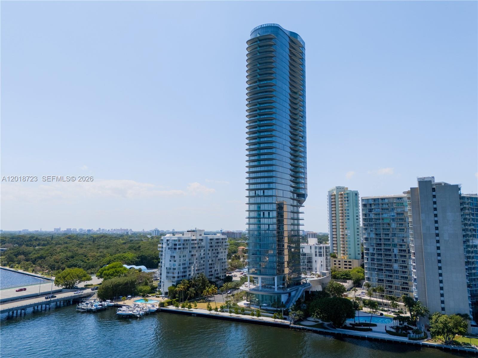 175 Southeast 25th Road, Unit 804 Miami, FL 33129 - Photo 19 of 23