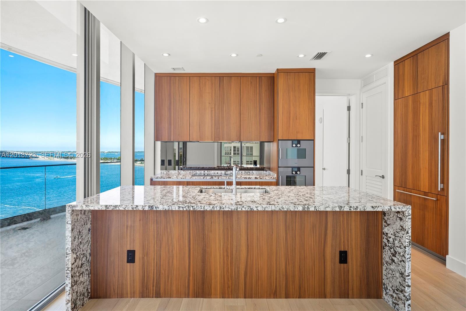 175 Southeast 25th Road, Unit 804 Miami, FL 33129 - Photo 4 of 23