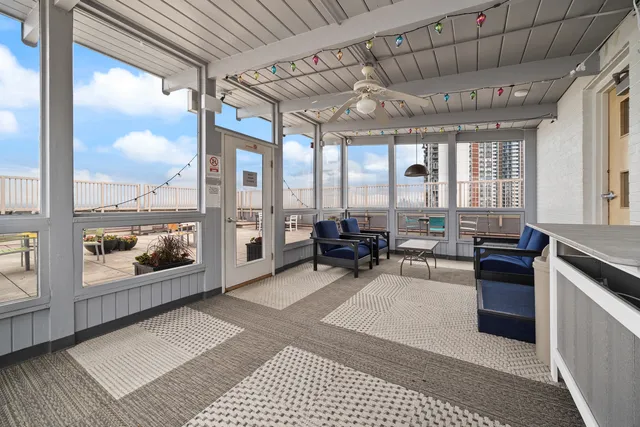 $289,999 | 6157 North Sheridan Road, Unit 5G, Chicago, IL 60660