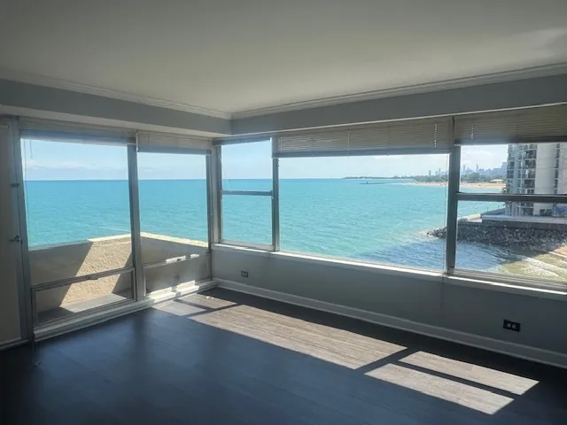 $289,999 | 6157 North Sheridan Road, Unit 5G, Chicago, IL 60660