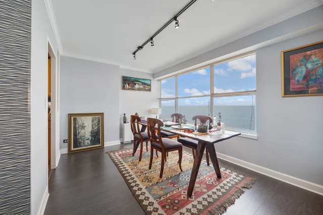 $289,999 | 6157 North Sheridan Road, Unit 5G, Chicago, IL 60660