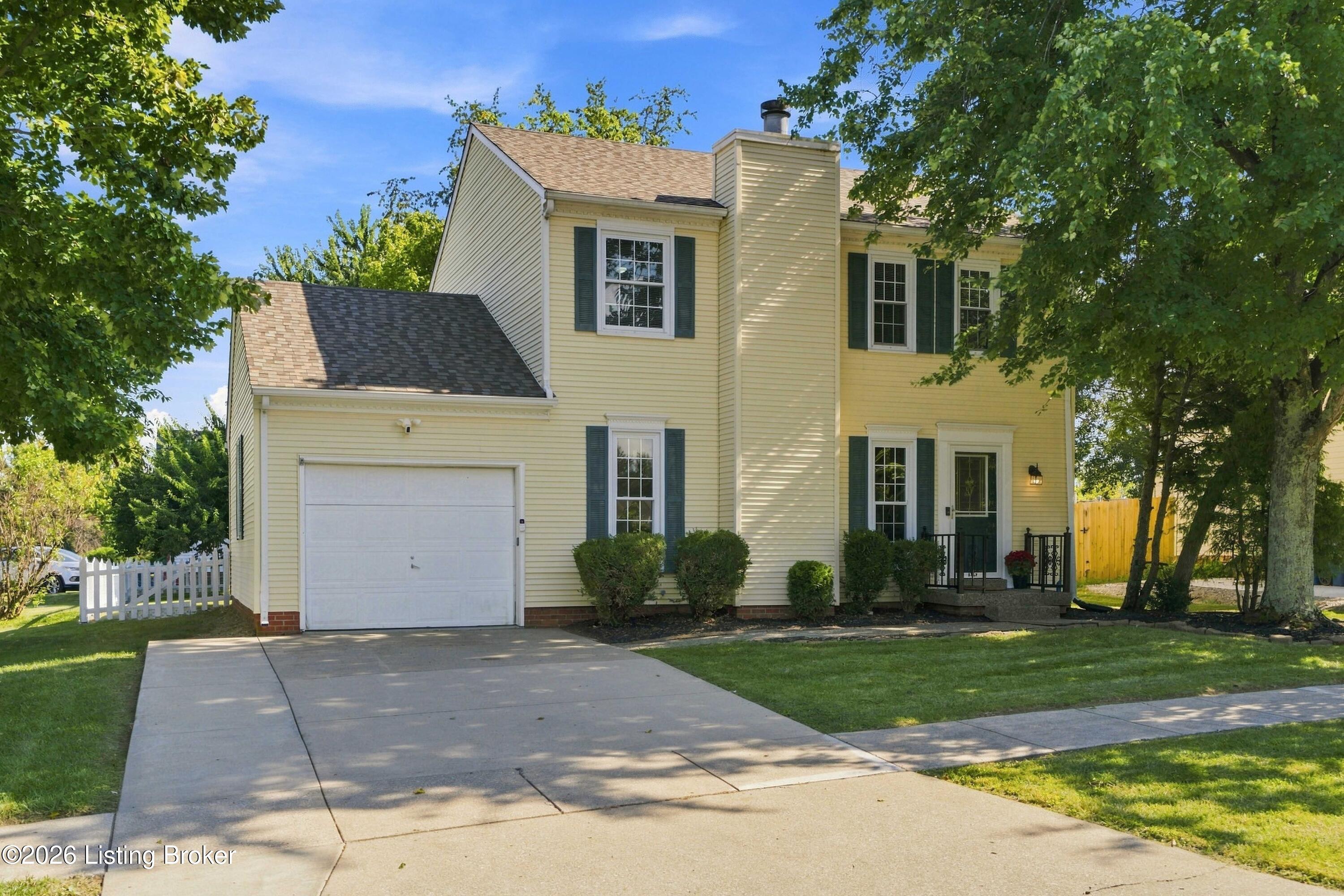 220 Rolling Ridge Way Simpsonville, KY 40067 - Photo 3 of 48 05_Front_Exterior_3