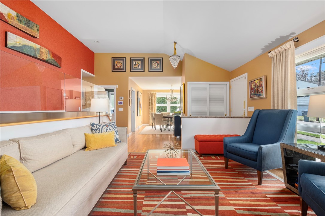 30 Brookway Road Providence, RI 02906 - Photo 8 of 39 Gallery Image 8