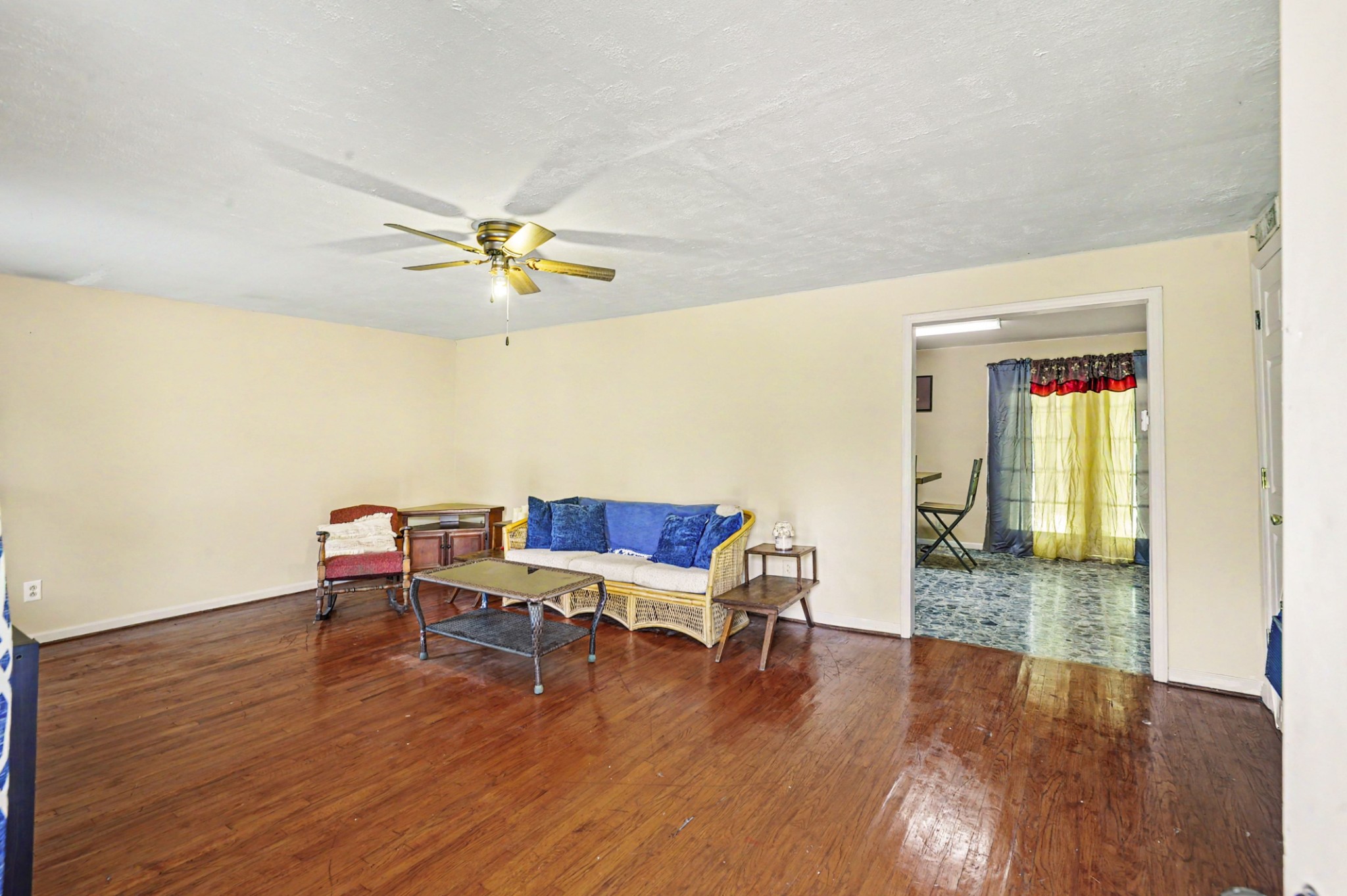 1241 Butler Bridge Road Portland, TN 37148 - Photo 6 of 15 a work room with furniture and wooden floor
