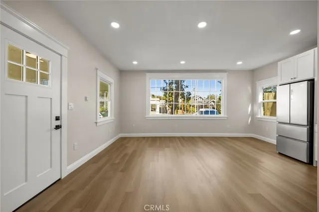 $2,400 | 1822 East 2nd, Unit 11, Long Beach, CA 90802