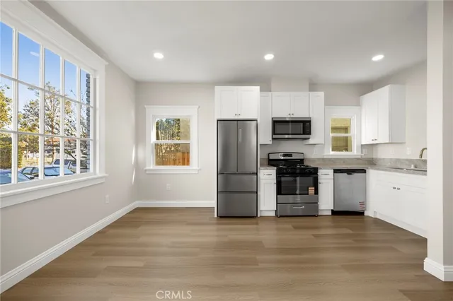 $2,400 | 1822 East 2nd, Unit 11, Long Beach, CA 90802