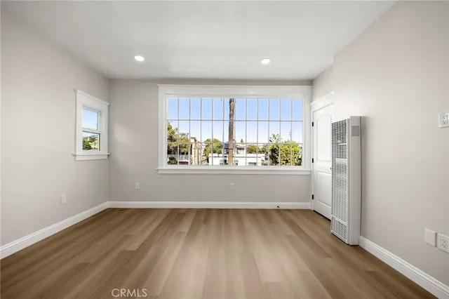 $2,400 | 1822 East 2nd, Unit 11, Long Beach, CA 90802