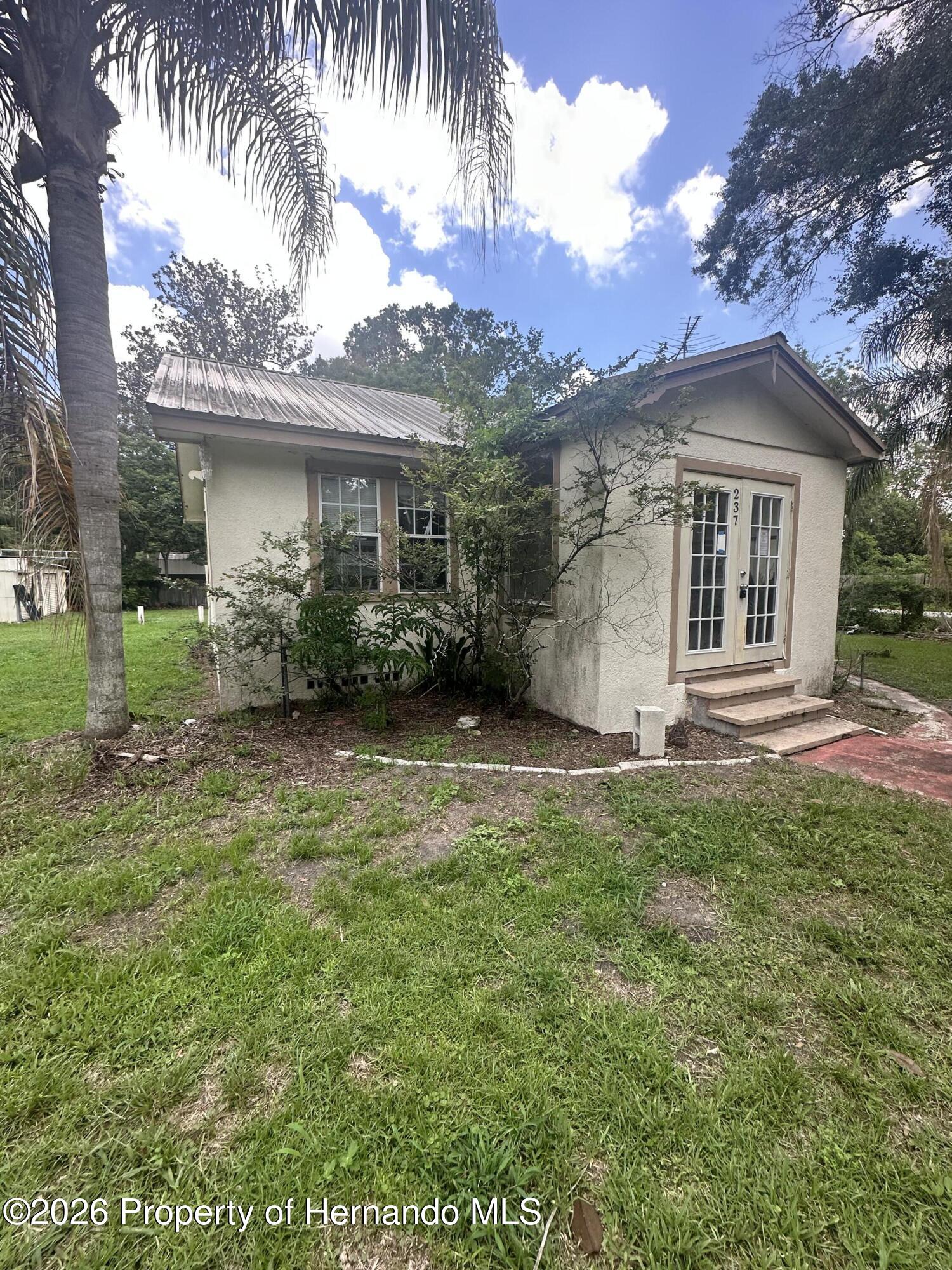 237 Broad Street Brooksville, FL 34604 - Photo 8 of 21
