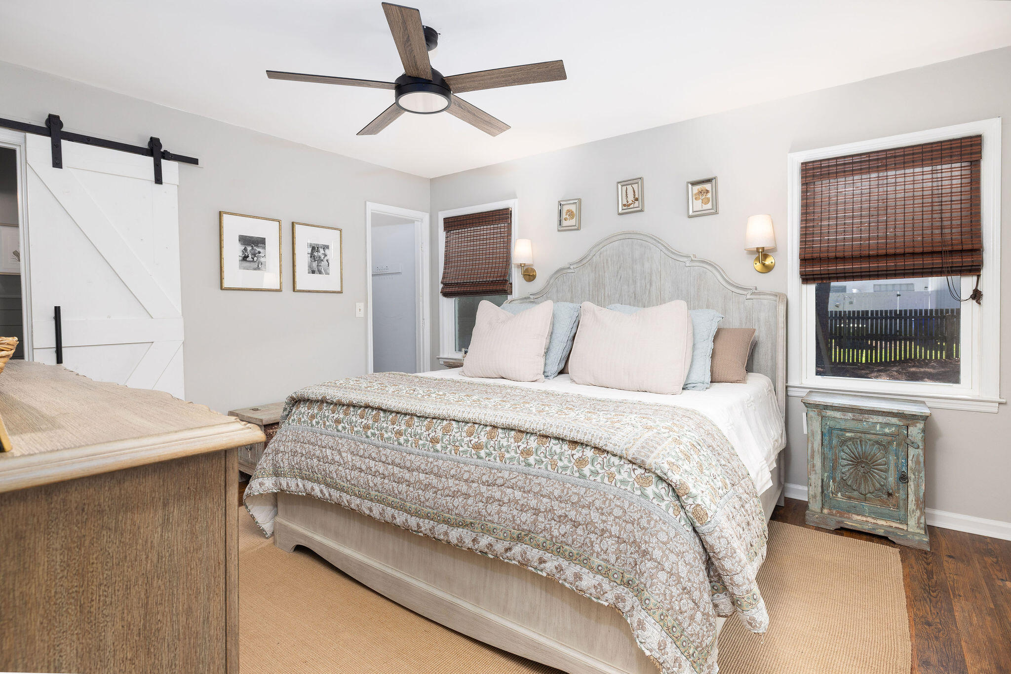 1098 Talisman Road Mount Pleasant, SC 29464 - Photo 5 of 41 413A6178-Edit