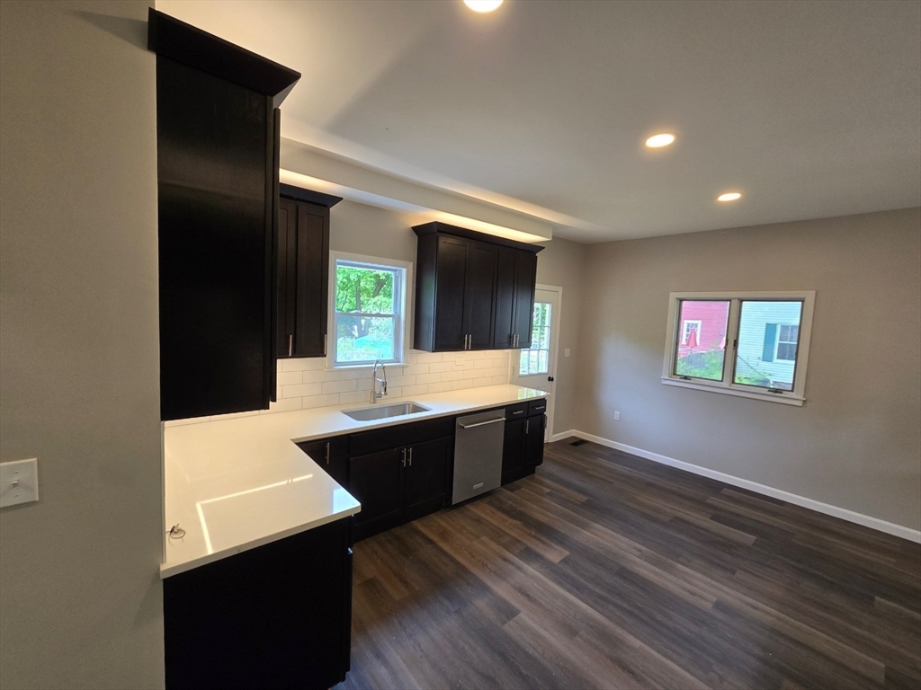 13 Prospect Street Templeton, MA 01436 - Photo 5 of 14