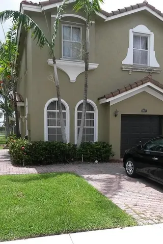 $5,000 | 1474 Southeast 25th Avenue, Homestead, FL 33035