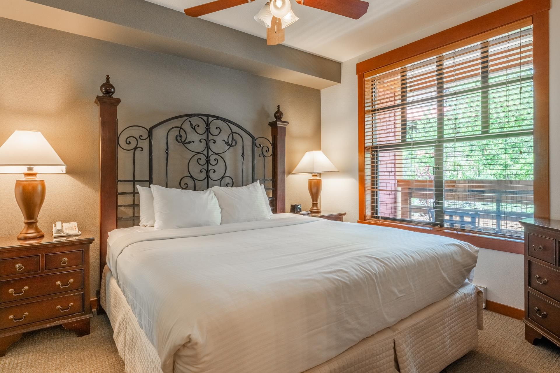 1111 Forest Trail, Unit 1316 Mammoth Lakes, CA 93546 - Photo 17 of 33