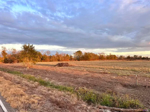 $189,900 | Lot #6 La Highway, Darrow, LA 70725