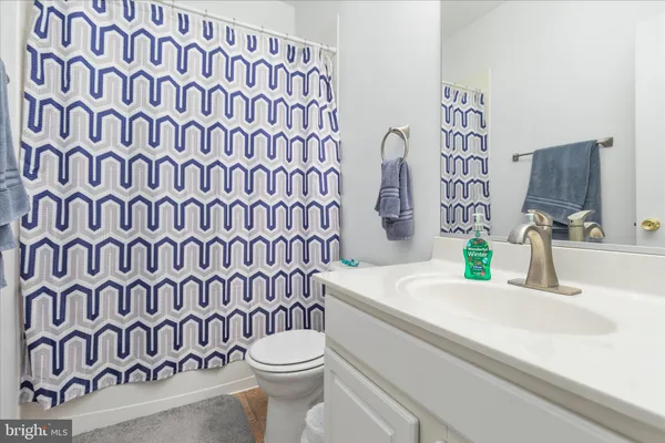 $359,900 | 207 Kintyre Lane, Stephens City, VA 22655