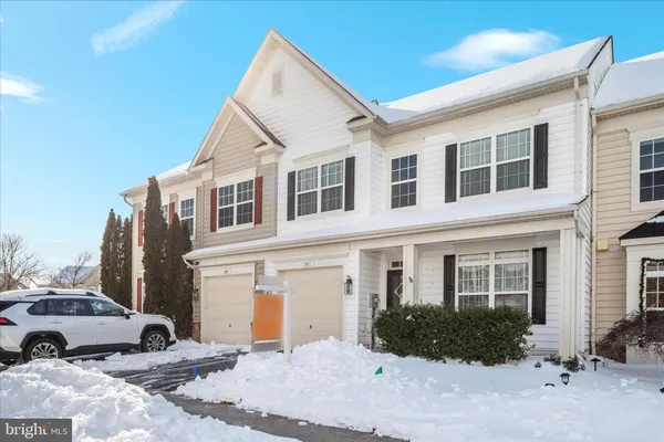 $359,900 | 207 Kintyre Lane, Stephens City, VA 22655