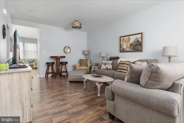 $359,900 | 207 Kintyre Lane, Stephens City, VA 22655