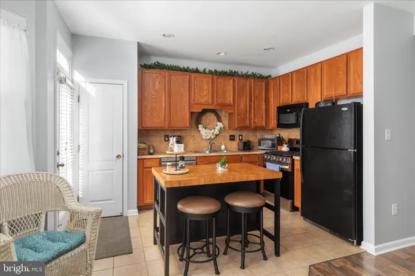 $359,900 | 207 Kintyre Lane, Stephens City, VA 22655