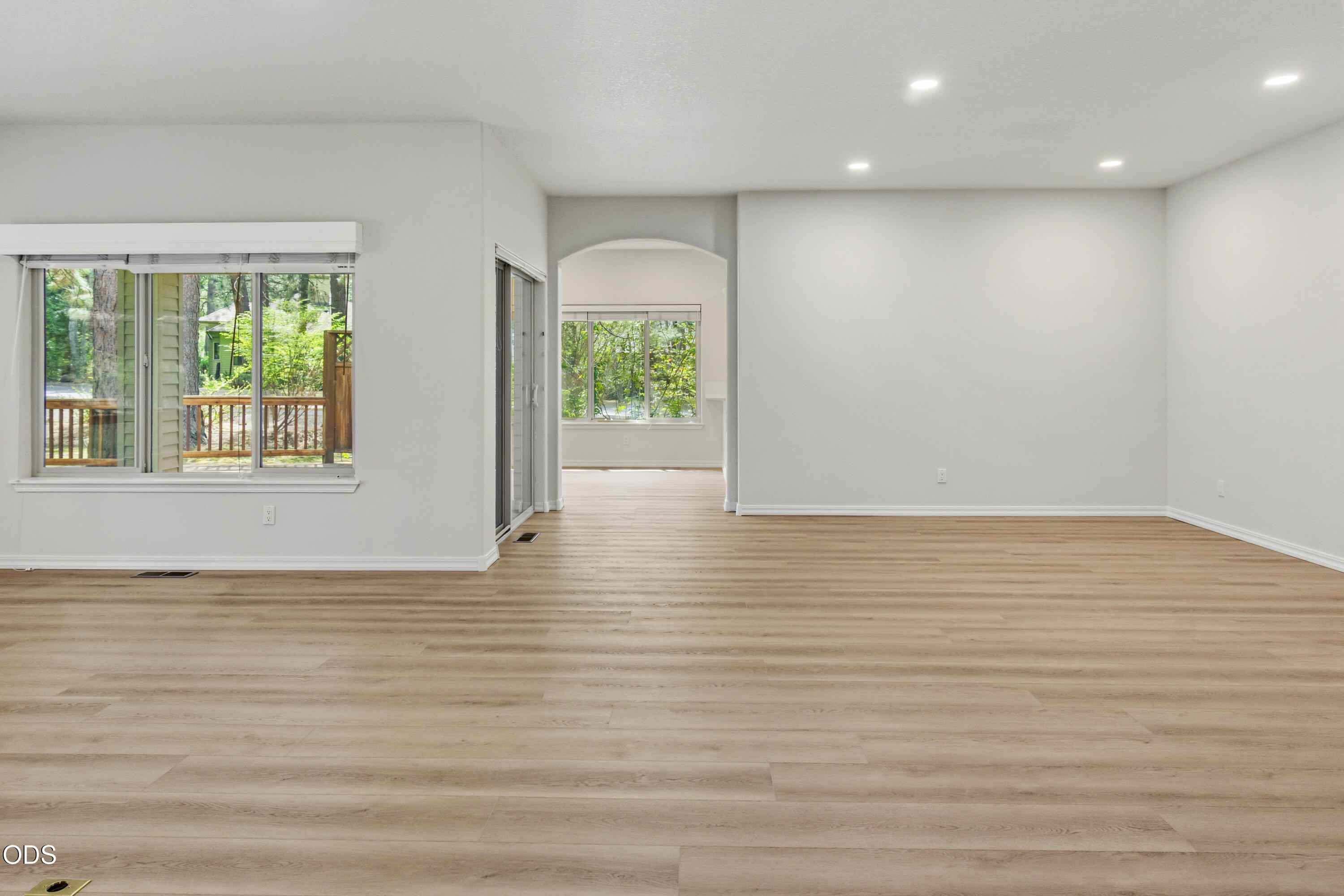 20387 Christmas Ridge Bend, OR 97702 - Photo 22 of 54