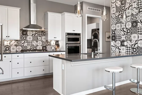 $737,700 | 83 Cabernet, Rancho Mirage, CA 92270