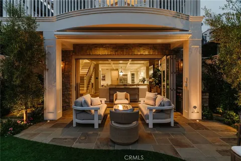 $9,200,000 | 413 7th Street, Manhattan Beach, CA 90266